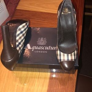Aquascutum London pump
